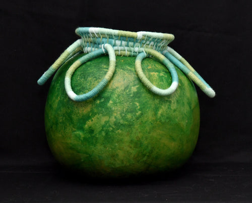 Gourd vessel