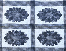 Load image into Gallery viewer, Full/Queen Quilt