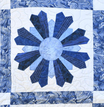 Load image into Gallery viewer, Full/Queen Quilt
