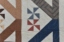 Load image into Gallery viewer, Full/queen quilt
