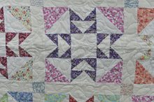 Load image into Gallery viewer, Full/queen quilt