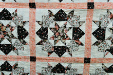 Load image into Gallery viewer, Full/queen quilt