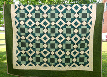 Load image into Gallery viewer, Full/queen quilt