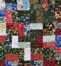 Load image into Gallery viewer, Christmas throw quilt