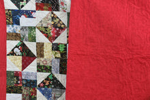 Load image into Gallery viewer, Christmas throw quilt