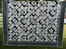 Load image into Gallery viewer, Twin quilt