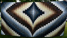 Load image into Gallery viewer, Queen/king quilt