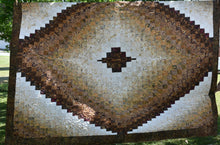 Load image into Gallery viewer, Full/queen quilt