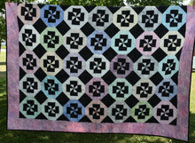 Load image into Gallery viewer, Full/queen quilt