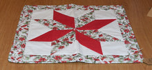 Load image into Gallery viewer, Holiday table runner
