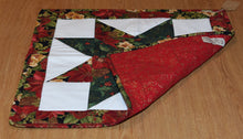 Load image into Gallery viewer, Holiday table runner