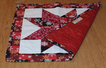 Load image into Gallery viewer, Holiday table runner