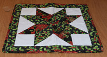 Load image into Gallery viewer, Holiday table runner