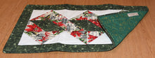 Load image into Gallery viewer, Holiday table runner