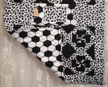 Load image into Gallery viewer, Small Lap Quilt