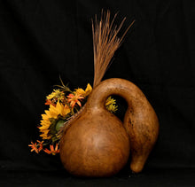 Load image into Gallery viewer, Gourd Vessel