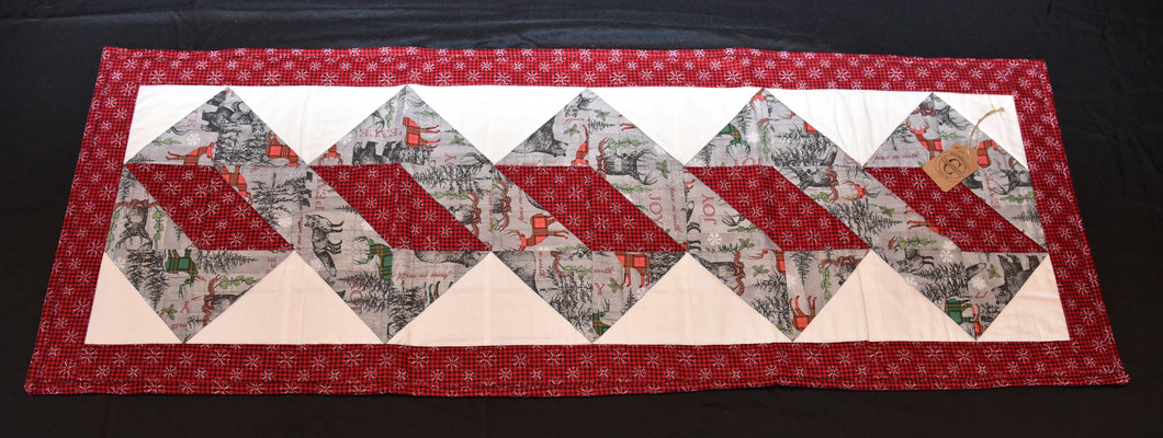 Holiday table runner