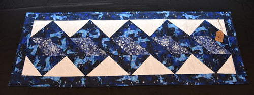 Holiday table runner