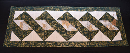 Holiday table runner