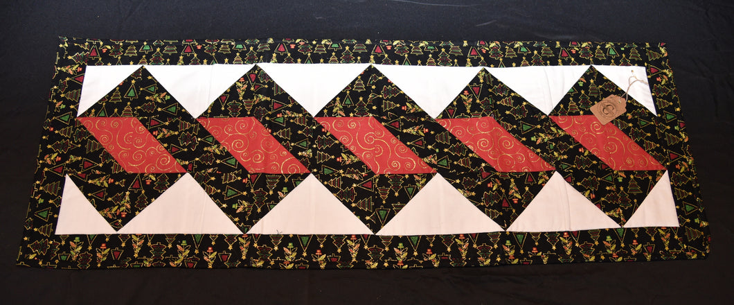 Holiday table runner