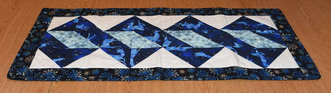 Holiday table runner
