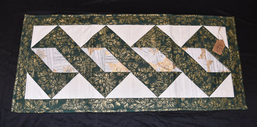 Holiday table runner