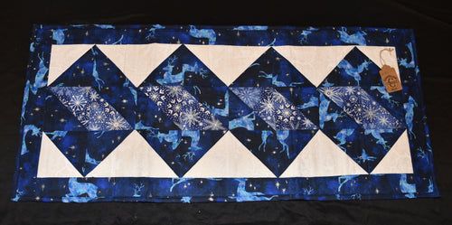 Holiday table runner