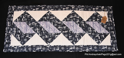 Holiday table runner