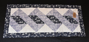 Holiday table runner