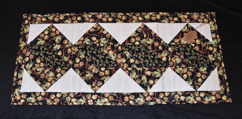 Holiday table runner