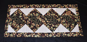 Holiday table runner