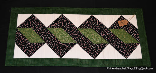Holiday table runner