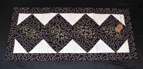 Holiday table runner