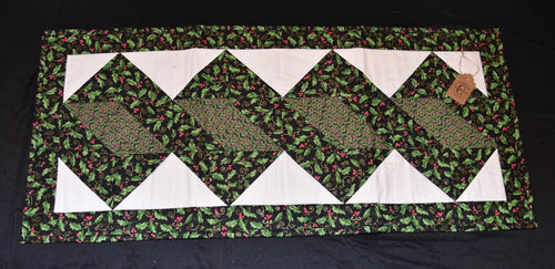 Holiday table runner