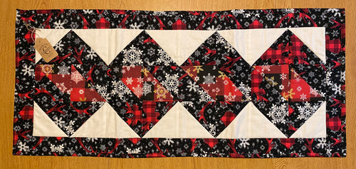 Holiday table runner