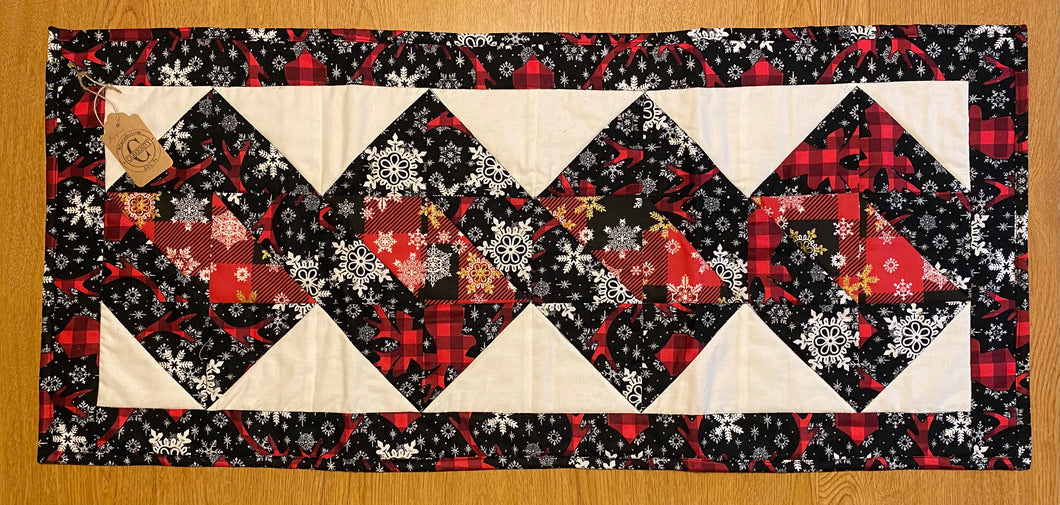 Holiday table runner