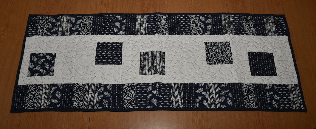 Table runner