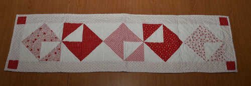Table runner
