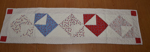 Table runner