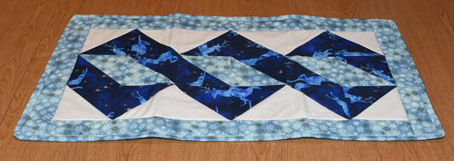 Holiday table runner