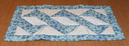 Holiday table runner
