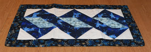 Holiday table runner