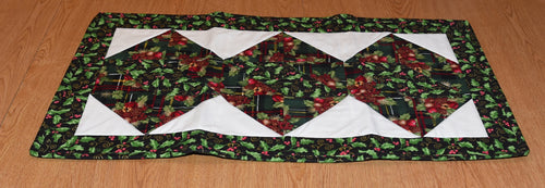 Holiday table runner