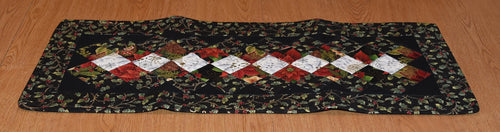 Holiday table runner