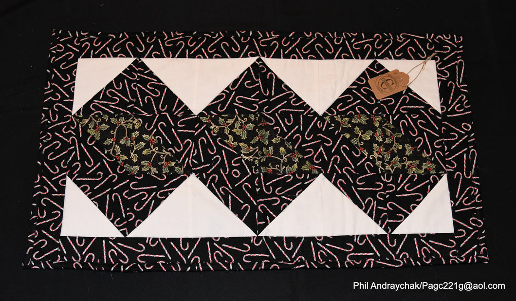 Holiday table runner