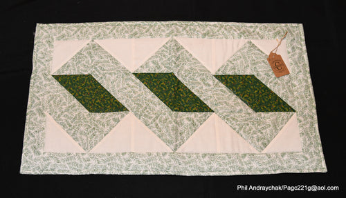 Holiday table runner