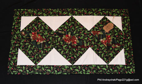 Holiday table runner