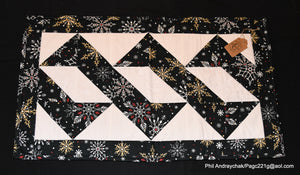 Holiday table runner