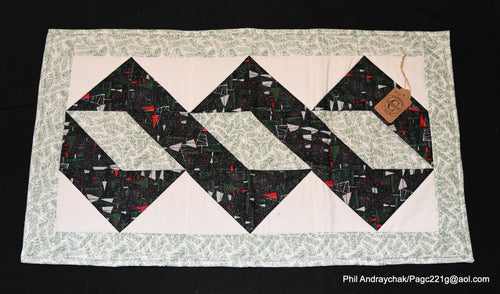 Holiday table runner