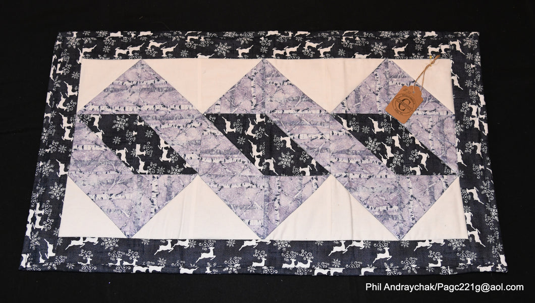 Holiday table runner